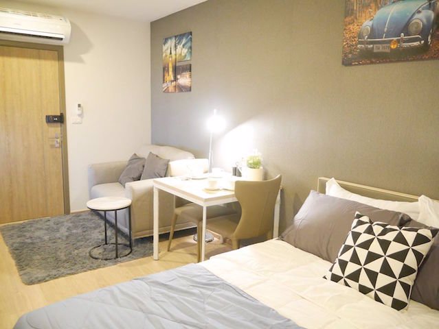 ideo-o2-bangna-beautiful-decoration-beautiful-view-18th-floor-near-bts-bang-na