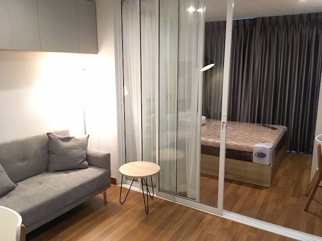 regent-home-sukhumvit-81-beautiful-luxury-decoration-ready-to-move-in-near-bts-on-nut