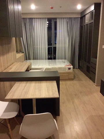 ideo-q-chula-samyan-fully-furnished-ready-to-move-in-sam-yan-mrt