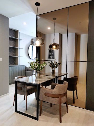 noble-ploenchit-clean-peaceful-ready-to-move-in-near-bts-ploenchit