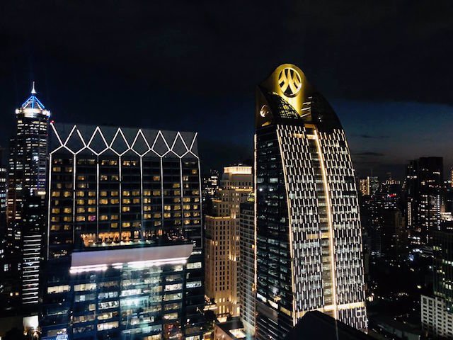 noble-ploenchit-clean-peaceful-ready-to-move-in-near-bts-ploenchit