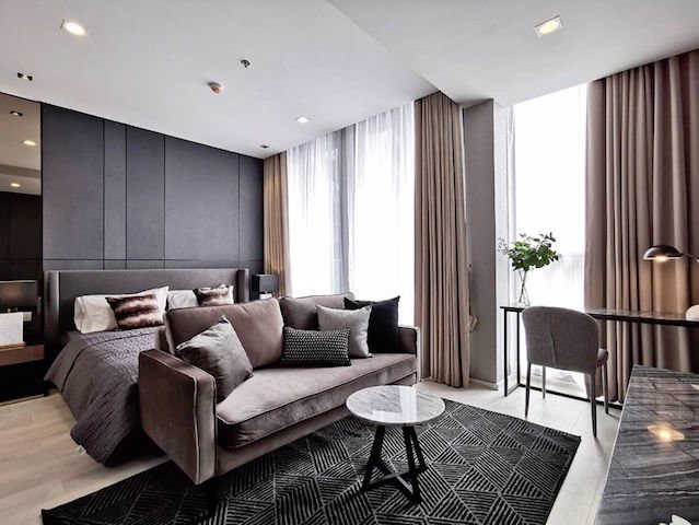 noble-ploenchit-clean-peaceful-ready-to-move-in-near-bts-ploenchit