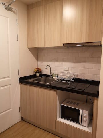 the-light-newyork-sukhumvit-64-nice-room-near-bts-punnawithi