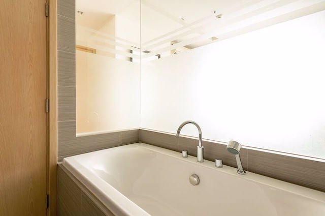 siri-at-sukhumvit-nice-view-fully-furnished-close-to-bts-thonglo