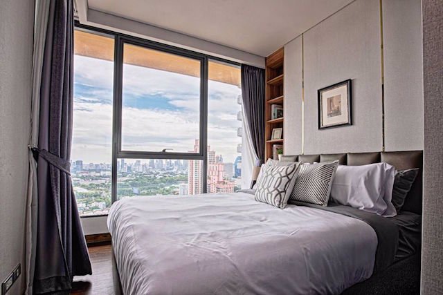 the-lumpini-24-fully-furnished-28th-floor-ready-to-move-in-bts-phrom-phong