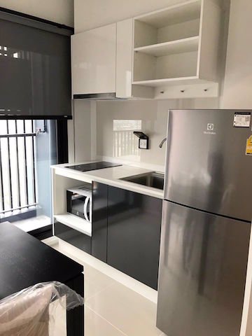 the-tree-sukhumvit-71-26th-floor-new-decoration-beautiful-view-arl-ramkhamhaeng