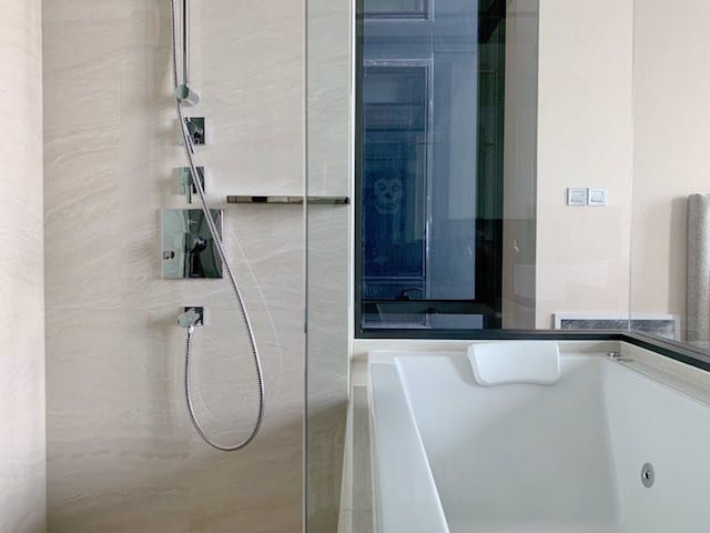 ashton-silom-peaceful-clean-private-bts-chong-nonsi-silom