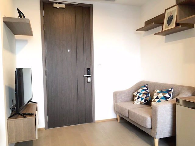 ashton-chula-silom-fully-furnished-ready-to-move-in-mrt-sam-yan