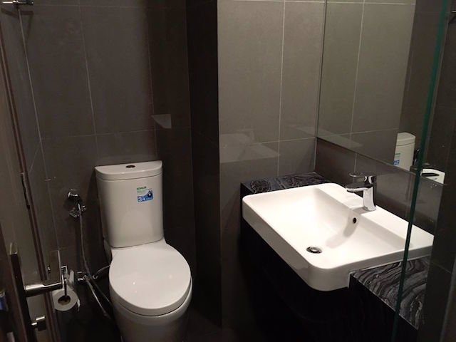 ashton-chula-silom-fully-furnished-ready-to-move-in-mrt-sam-yan