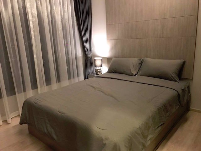 m-thonglor-10-18th-floor-beautiful-view-fully-furnished-bts-ekkamai