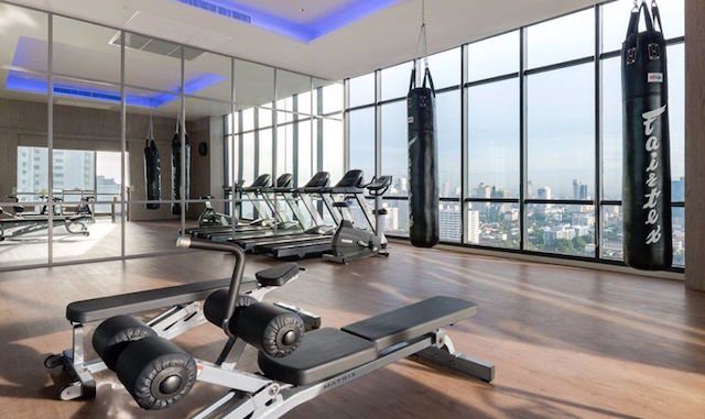 m-thonglor-10-18th-floor-beautiful-view-fully-furnished-bts-ekkamai