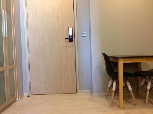 m-thonglor-10-clean-fully-furnished-peaceful-beautiful-view-ekkamai-bts-station