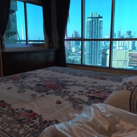 life-sukhumvit-65-beautiful-view-24-floor-fully-furnished-bts-ekkamai