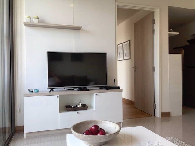 downtown-sukhumvit-49-fully-furnished-beautiful-view-peaceful-bts-thong-lo