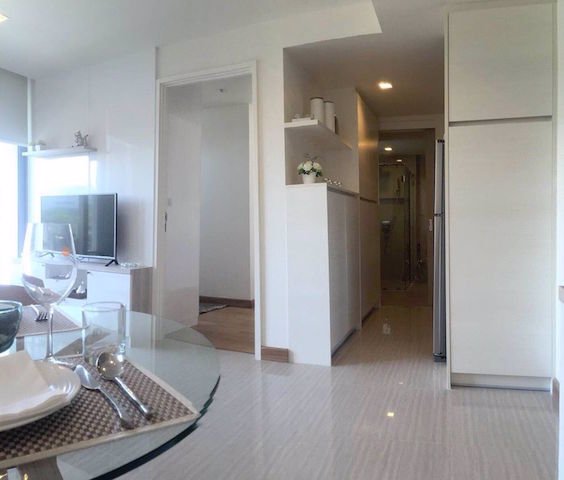 downtown-sukhumvit-49-fully-furnished-beautiful-view-peaceful-bts-thong-lo