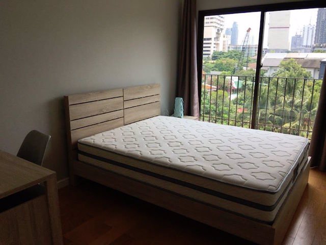 condolette-dwell-sukhumvit-26-fully-furnished-bts-phrom-phong