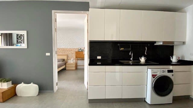 noble-refine-22nd-floor-beautiful-view-clean-bts-phrom-phong