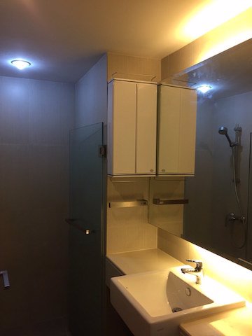 zenith-place-ekkamai-clean-peaceful-beautiful-view-fully-furnished-bts-ekkamai