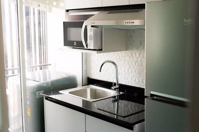 regent-home-sukhumvit-81-clean-beautiful-view-7th-floor-peaceful-bts-on-nut