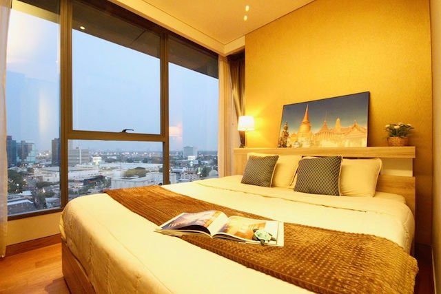 the-lumpini-24-beautiful-view-14th-floor-peaceful-private-bts-phrom-phong
