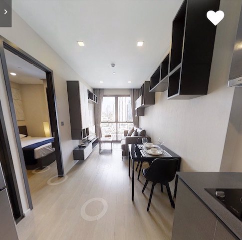 ashton-asoke-beautiful-view-16th-floorclean-bts-asoke-ready-to-move-in