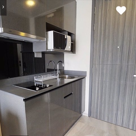 ashton-asoke-beautiful-view-16th-floorclean-bts-asoke-ready-to-move-in