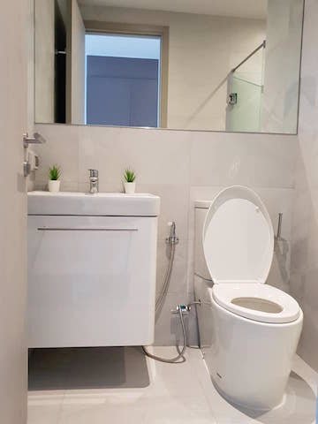 rhythm-ekamai-beautiful-decoration-clean-peaceful-bts-ekkamai