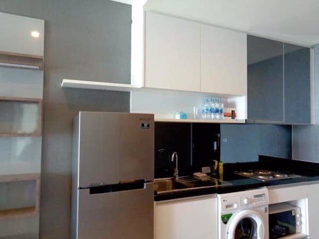 sky-walk-condominium-fully-furnished-peaceful-private-bts-phra-khanong