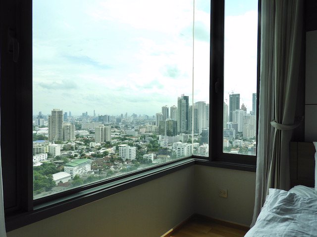 keyne-by-sansiri-fully-furnished-clean-peaceful-beautiful-view-bts-thonglor