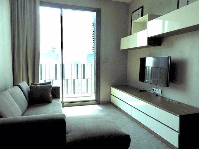 keyne-by-sansiri-fully-furnished-clean-peaceful-beautiful-view-bts-thonglor