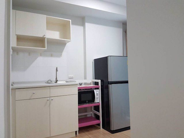 deco-condo-fully-furnished-beautiful-and-peaceful-bts-bearing