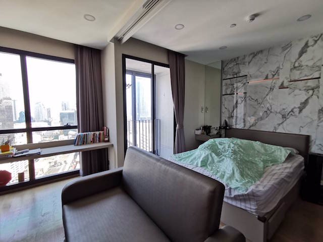 ashton-chula-silom-beautiful-room-beautiful-view-22nd-floor-mrt-sam-yan