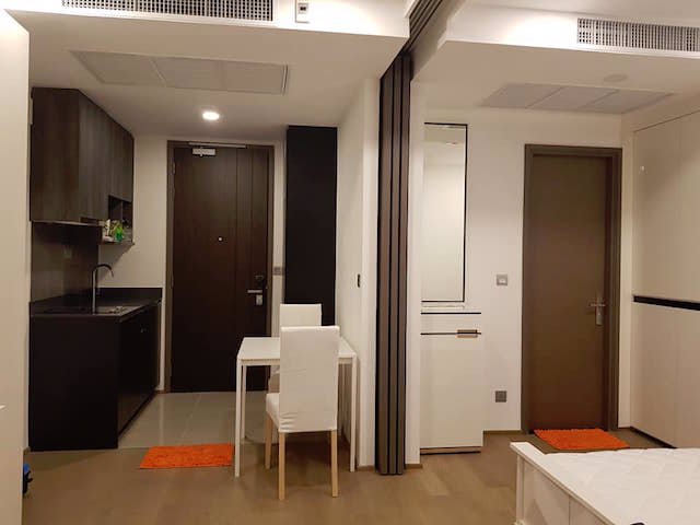ashton-chula-silom-fully-furnished-peaceful-beautiful-view-mrt-sam-yan