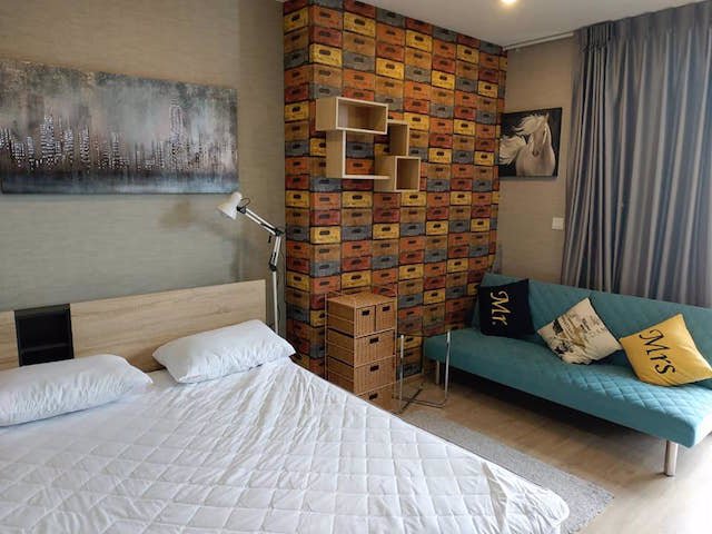 ideo-q-chula-samyan-clean-fully-furnished-beautiful-view-floor-23-mrt-sam-yan