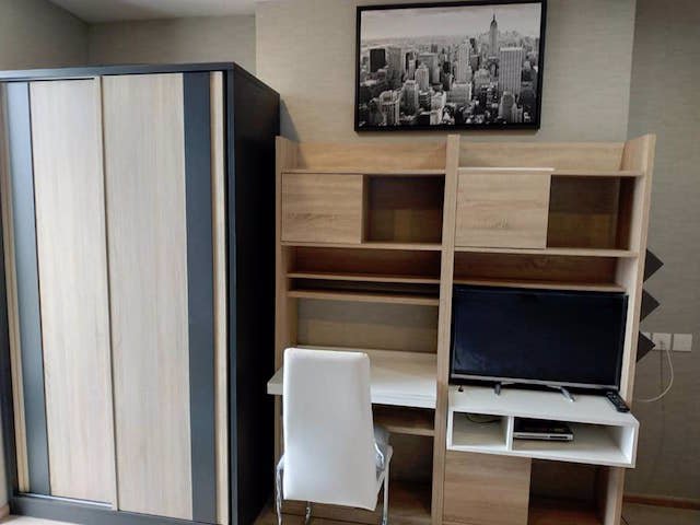 ideo-q-chula-samyan-clean-fully-furnished-beautiful-view-floor-23-mrt-sam-yan