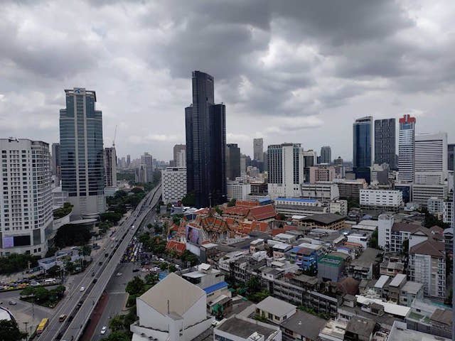 ideo-q-chula-samyan-clean-fully-furnished-beautiful-view-floor-23-mrt-sam-yan