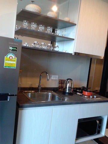 the-base-park-west-fully-furnished-clean-beautiful-view-private-bts-on-nut