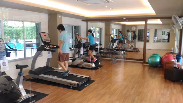 lumpini-place-bangna-km-3-fully-furnished-beautiful-and-private-next-central-bangna