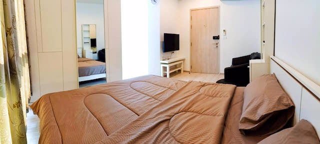 ideo-mobi-eastgate-fully-furnished-beautiful-view-15th-floor-bts-bang-na