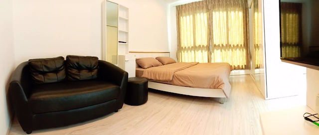 ideo-mobi-eastgate-fully-furnished-beautiful-view-15th-floor-bts-bang-na