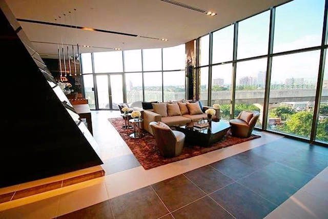 ideo-mobi-eastgate-fully-furnished-beautiful-view-15th-floor-bts-bang-na