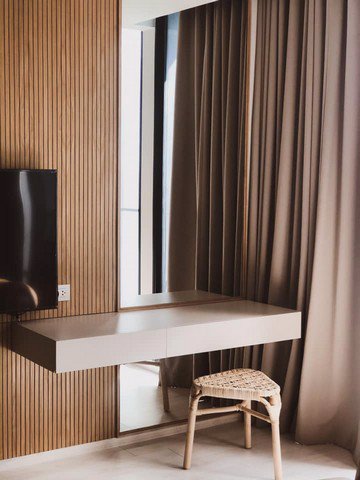 noble-ploenchit-large-fully-furnished-private-bts-ploenchit