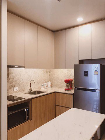 noble-ploenchit-large-fully-furnished-private-bts-ploenchit