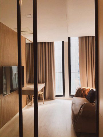 noble-ploenchit-large-fully-furnished-private-bts-ploenchit