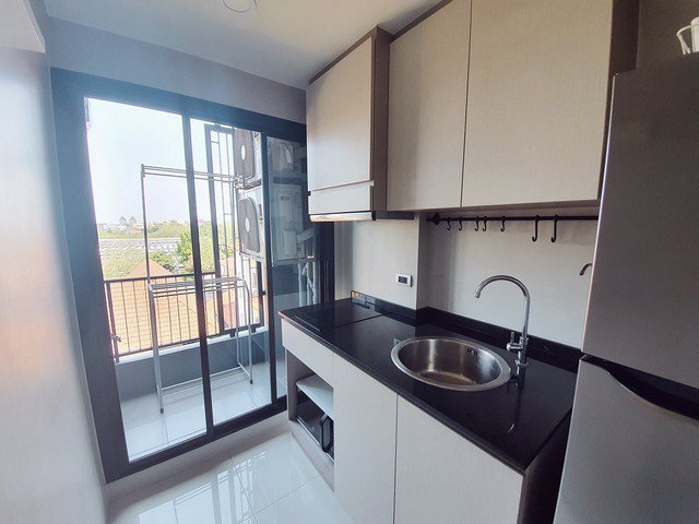 attitude-bearing-beautiful-room-fully-furnished-private-bts-bearing