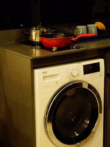 ashton-asoke-fully-furnished-beautiful-view-36th-floor-bts-asoke