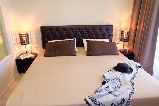 rhythm-sukhumvit-44-beautiful-view-fully-furnished-private-bts-phra-khanong