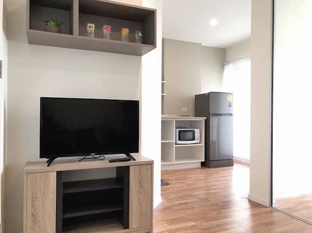 lumpini-ville-sukhumvit-76-fully-furnished-beautiful-private-bts-bearing