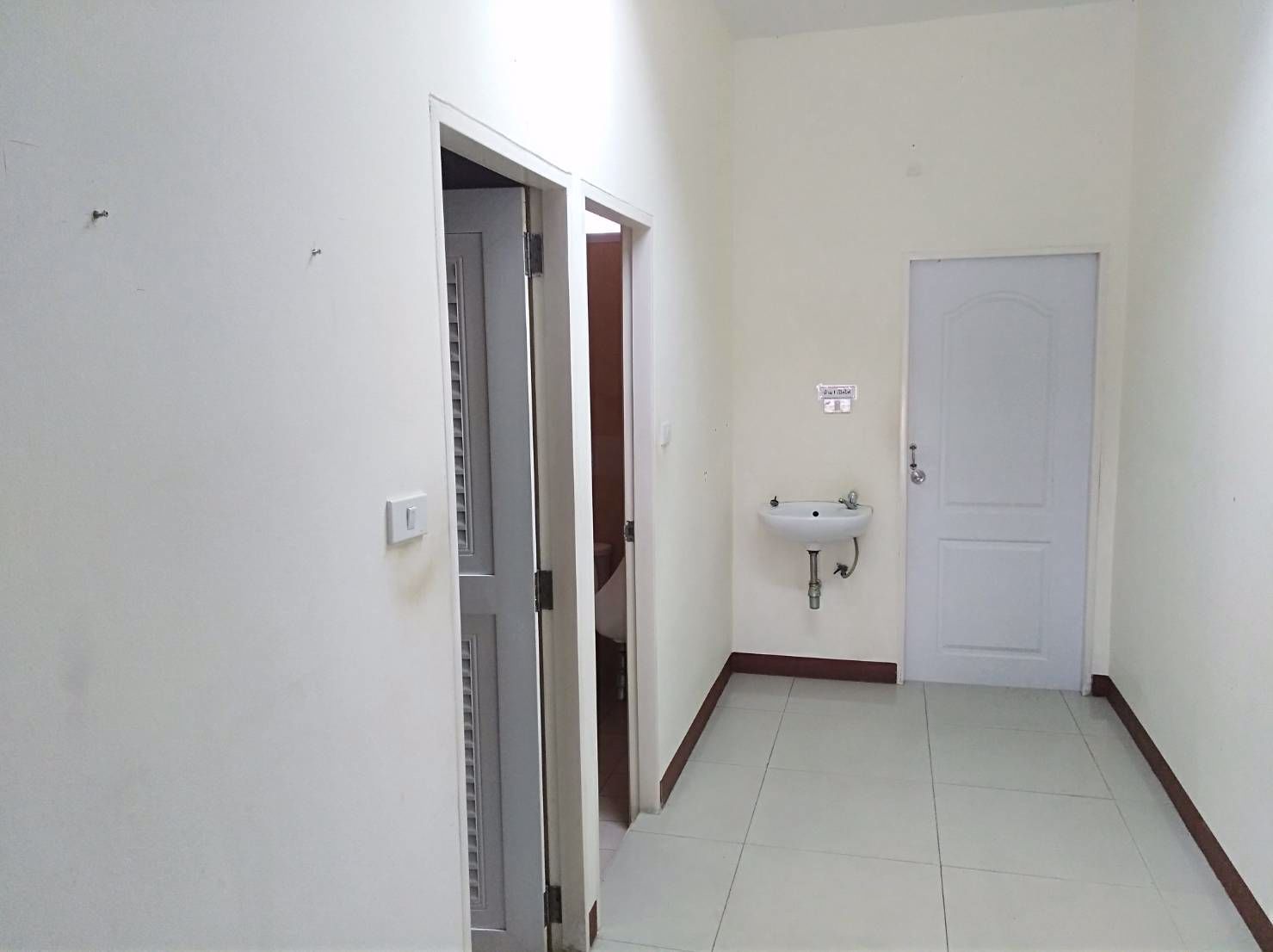 ให้เช่าโฮมออฟฟิศ-ลาดพร้าว-110-เนื้อที่-50-ตรว-2-ชั้น-เหมาะสำหรับทำสำนักงานและเก็บของ-ให้เช่า-25000