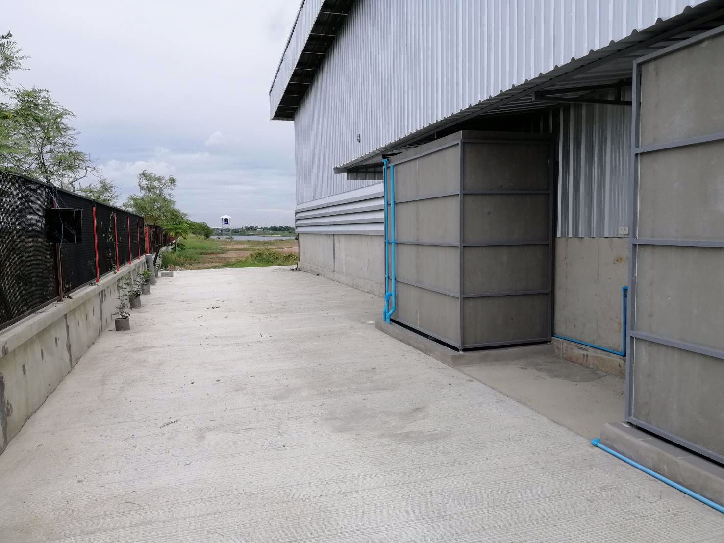 ให้เช่าโกดังเก็บสินค้า-สร้างใหม่-พื้นที่ใช้สอยทังหมด-1386-ตรม-ตคลองพระอุดม-อลาดหลุมแก้ว-